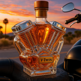 Garrafa de Uísque Motor V8 Vintage em Vidro