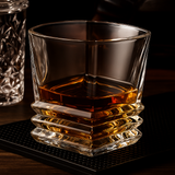 Elegante Copo de Vidro Pagoda Quadrado 280ml
