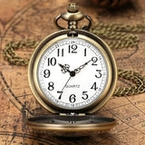 Exquisite Emerald-Green Stone Bronze Case Quartz Pocket Watch, Simples Dial Branco Cadeia Relógio, Colar Pingente para Homens e Mulheres