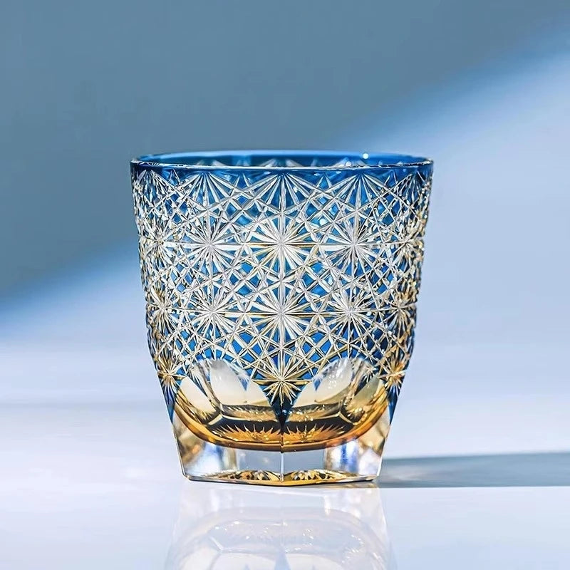 Processo de cor cristal edo kiriko copo de vinho mão escultura crisantemo padrão uísque vidro espíritos licor snifter caneca de uísque