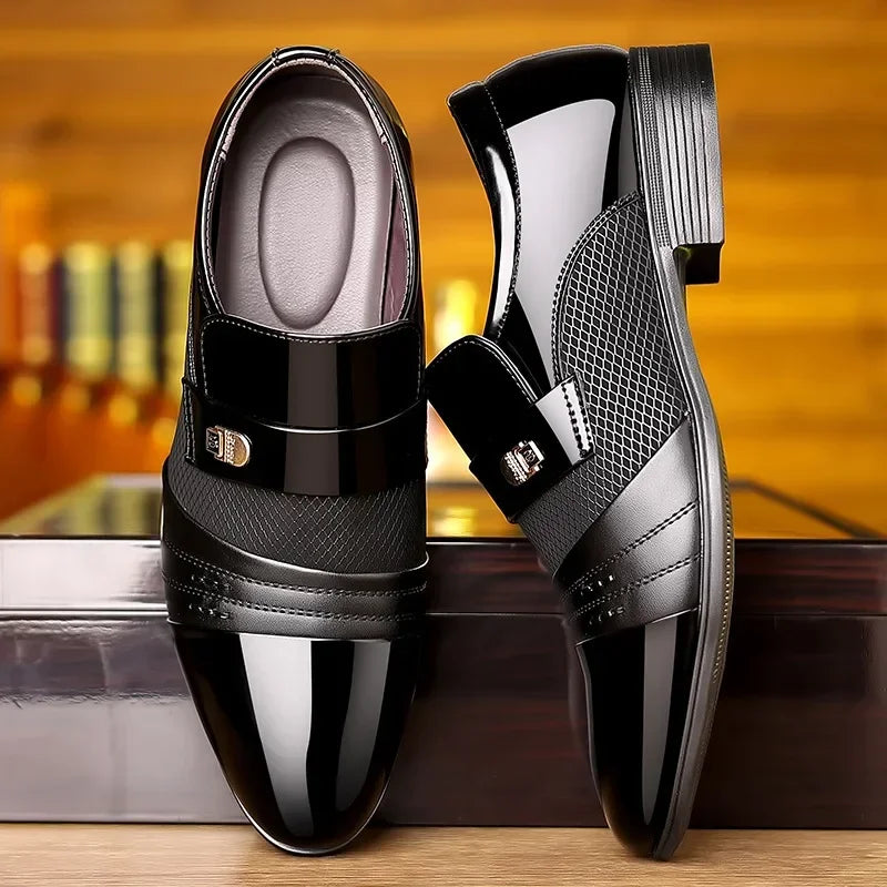 Clássico vestido de negócios sapatos masculinos formal deslizamento em sapatos masculinos oxfords calçados elegantes sapatos de couro para homens mocassins vinho vermelho