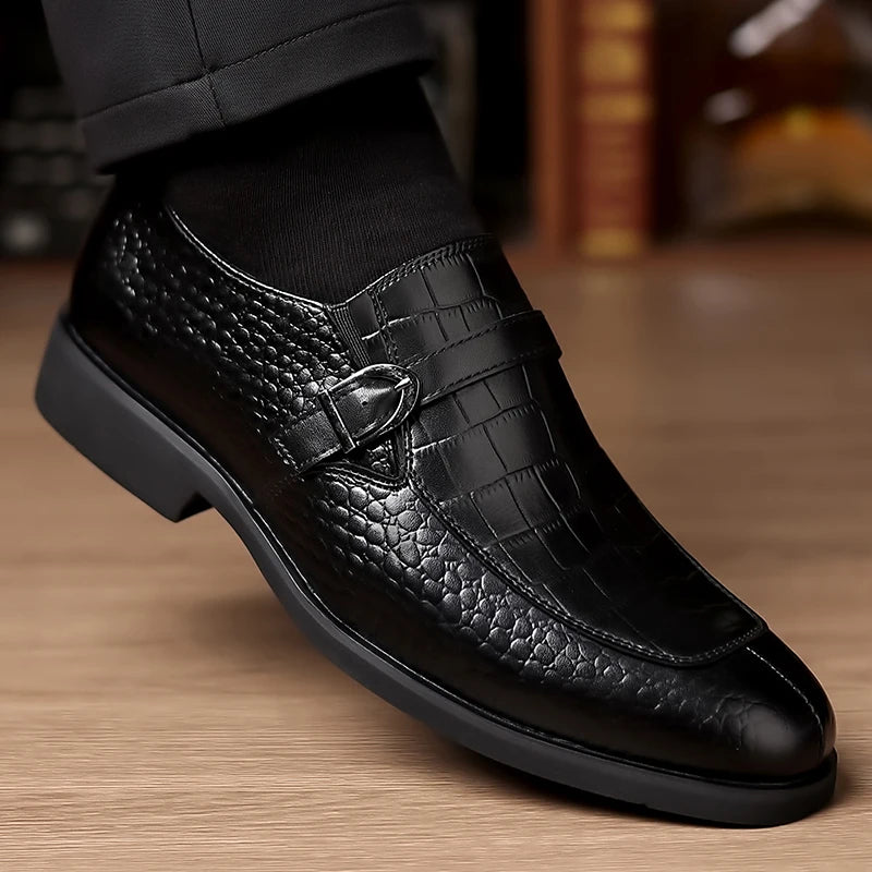 Sapatos masculinos casuais de couro, de alta qualidade, clássico, estilo italiano, negócios, casamento, data, sapatos formais, sola confortável, mocassins de cano baixo