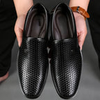 Primavera homens mocassins de couro sapatos masculinos verão oco respirável oxfords homem sapatos casuais deslizamento em sapatos de vestido formal para homem