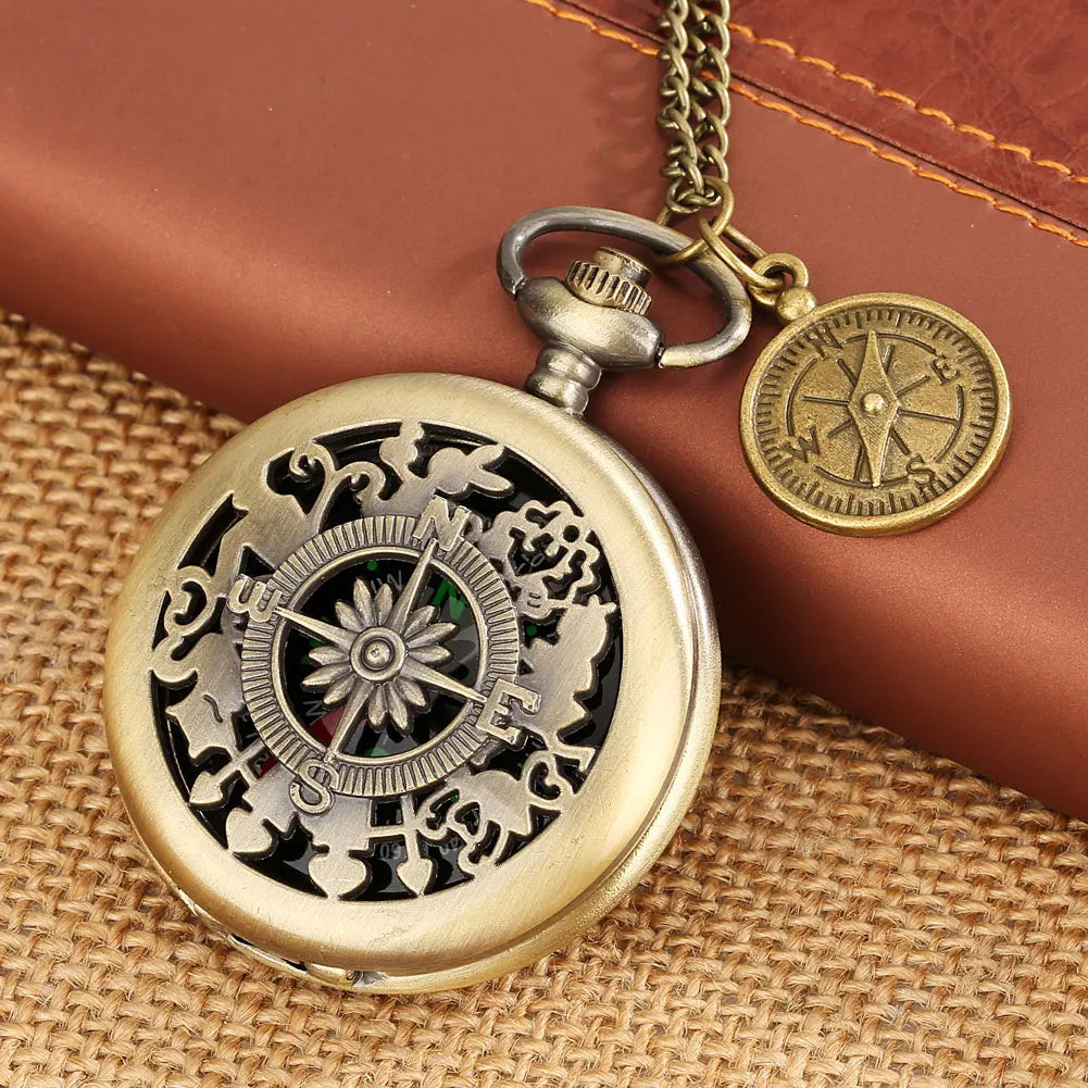 Bronze Vintage oco Coelho Padrão Bússola bolso, Pointer vermelho e branco, Dial Colar, Acessório Cadeia