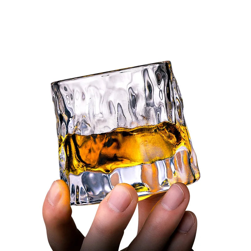 Engrossado girando vidro de cristal vinho ins vento nordic uísque vidro personalidade criativa vinho estrangeiro copo tumbler
