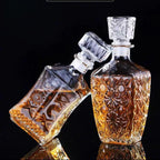 Criatividade design multi estilos barware garrafa de vidro de vinho 250-1000ml decantadores de uísque de vidro sem chumbo para licor bourbon scotch