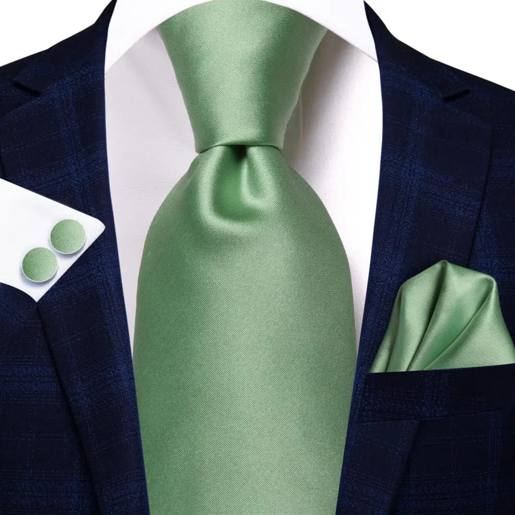Gravata de presente para homens 2023 nova sálvia verde xadrez marca de moda festa de casamento gravata acessível abotoaduras atacado hi-tie designer