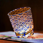 Processo de cor cristal edo kiriko copo de vinho mão escultura crisantemo padrão uísque vidro espíritos licor snifter caneca de uísque
