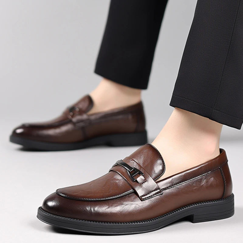 Moda masculina deslizamento-em mocassins de negócios sapatos de couro de alta qualidade cavalheiro sapatos ao ar livre sapatos de escritório lazer maduro-jovem