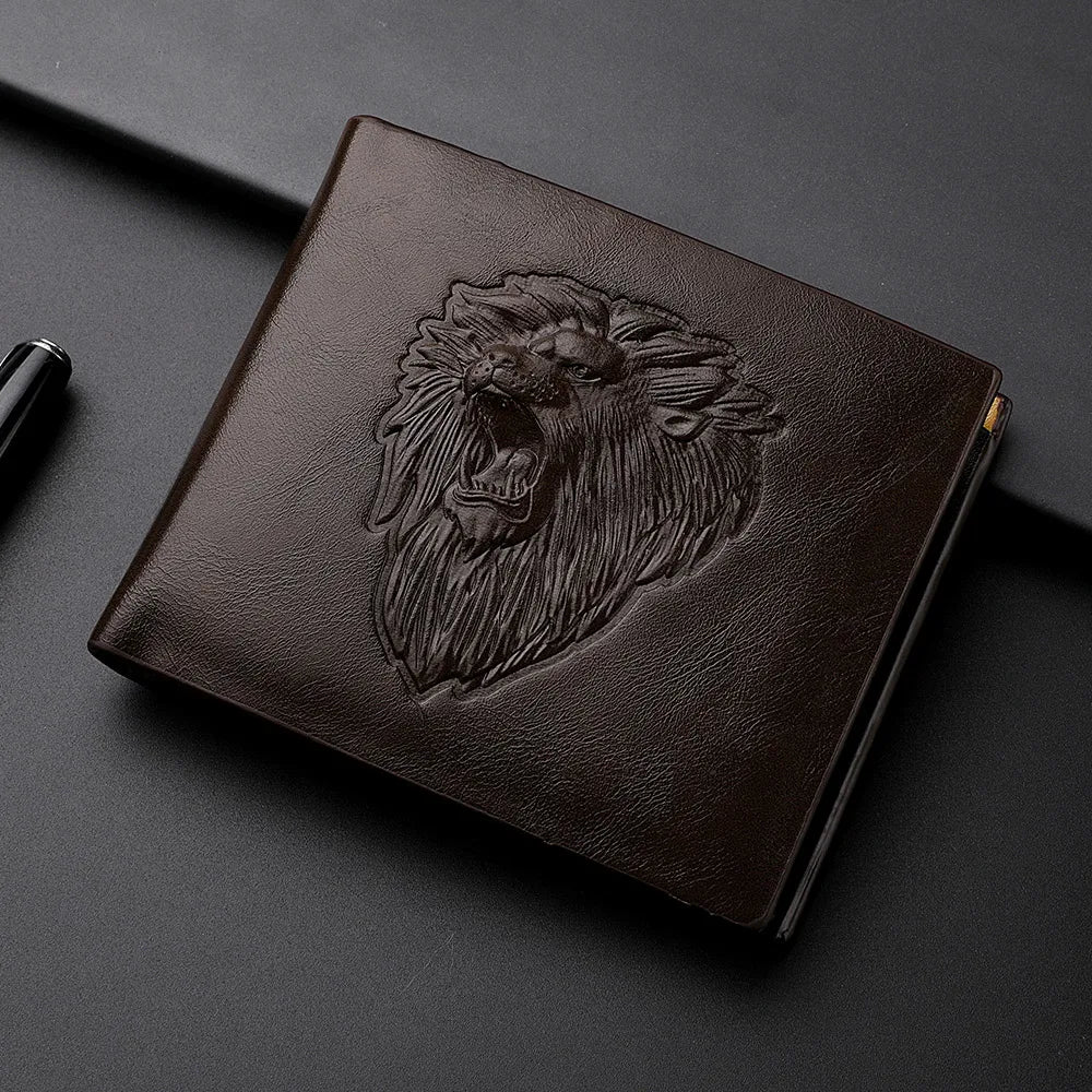 As carteiras masculinas de couro PU são elegantes e personalizadas. Eles são presentes perfeitos para amigos, pais ou namorados