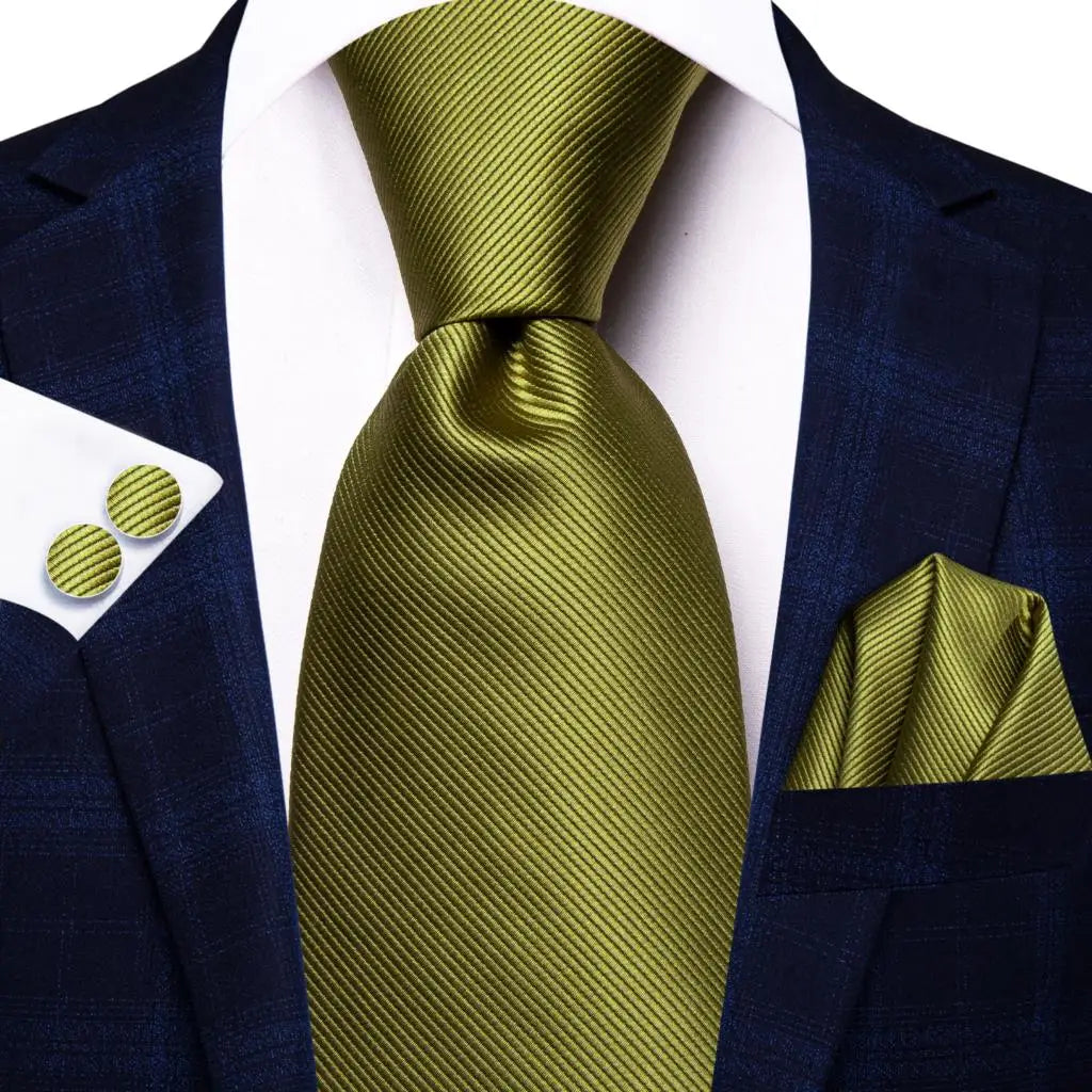 Gravata de presente para homens 2023 nova sálvia verde xadrez marca de moda festa de casamento gravata acessível abotoaduras atacado hi-tie designer