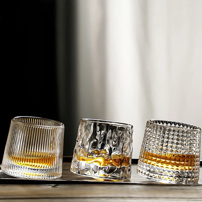 Engrossado girando vidro de cristal vinho ins vento nordic uísque vidro personalidade criativa vinho estrangeiro copo tumbler