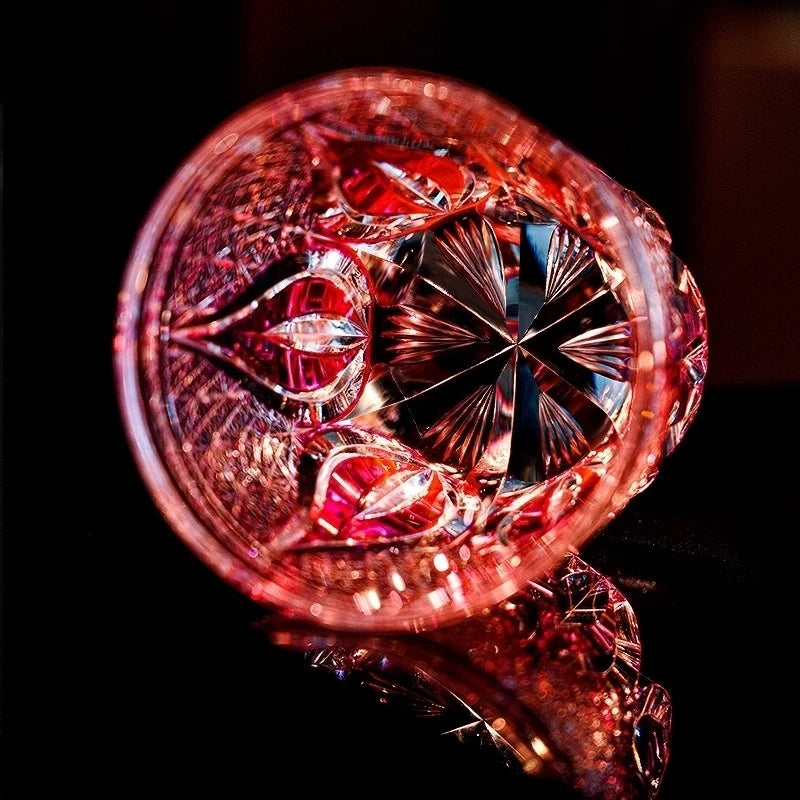 Copo de vinho de cristal rosa de luxo Edo Kiriko Copo de uísque Escultura à mão Padrão de chama Copo de água Licor Brandy Snifter Top Present
