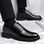 Sapato oxford de couro masculino de alta qualidade e confortável com cadarço sapato formal de negócios confortável e antiderrapante sapatos de escritório