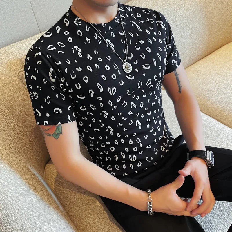 Moda verão leopardo reunindo camisetas masculinas 2025 nova gola redonda fino ajuste manga curta casual camiseta roupas masculinas 4xl-m