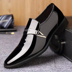 Sapatos de couro masculinos sapatos de negócios de couro brilhante oxford sapatos laca dedo do pé apontado mocassins masculinos deslizamento em designer sapato de vestido