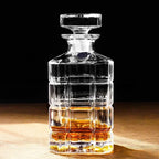 Decantador de uísque de cristal em forma quadrada Hellodream, decantador de uísque de luxo sem chumbo para licor, Scotch Bourbon 29,75 onças