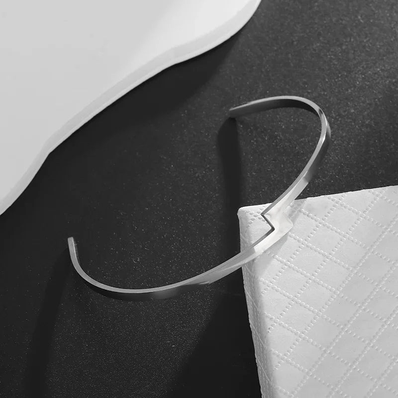 Pulseira de punho simples brilhante de dupla camada de aço inoxidável adequada para homens e mulheres pulseira de punho de duas cores joias de casal
