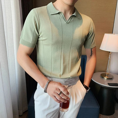 Estilo britânico v pescoço polo camisa dos homens de verão manga curta tricô t moda lapela cor sólida fino ajuste negócios polos casuais