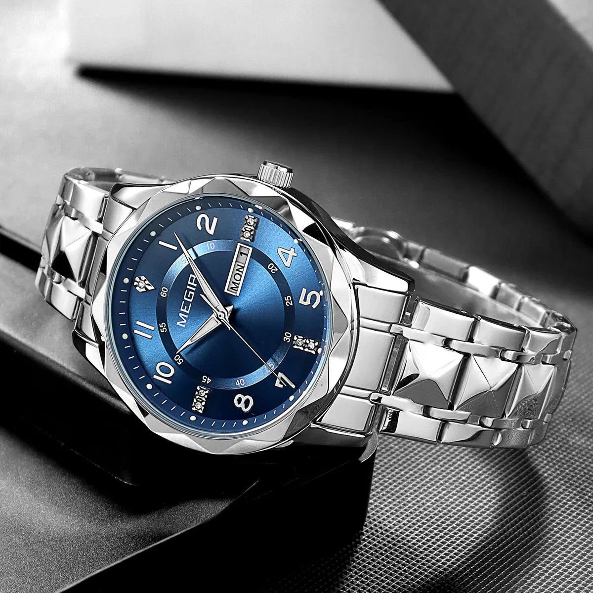 Megir relógio masculino de quartzo com pulseira de aço inoxidável, relógio de pulso estilo simples e data do dia, calendário, caixa de liga