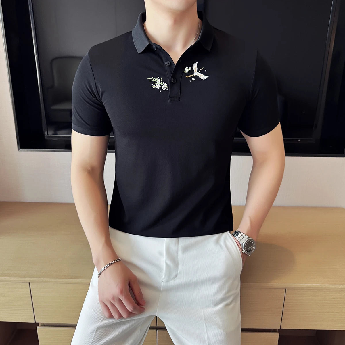 Moda verão novas camisas polo bordadas 2025 masculina de alta qualidade manga curta fino ajuste elástico casual camiseta topo roupas masculinas