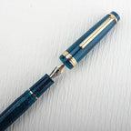 Caneta Tinteiro Deep Blue  82 - Elegância e Precisão