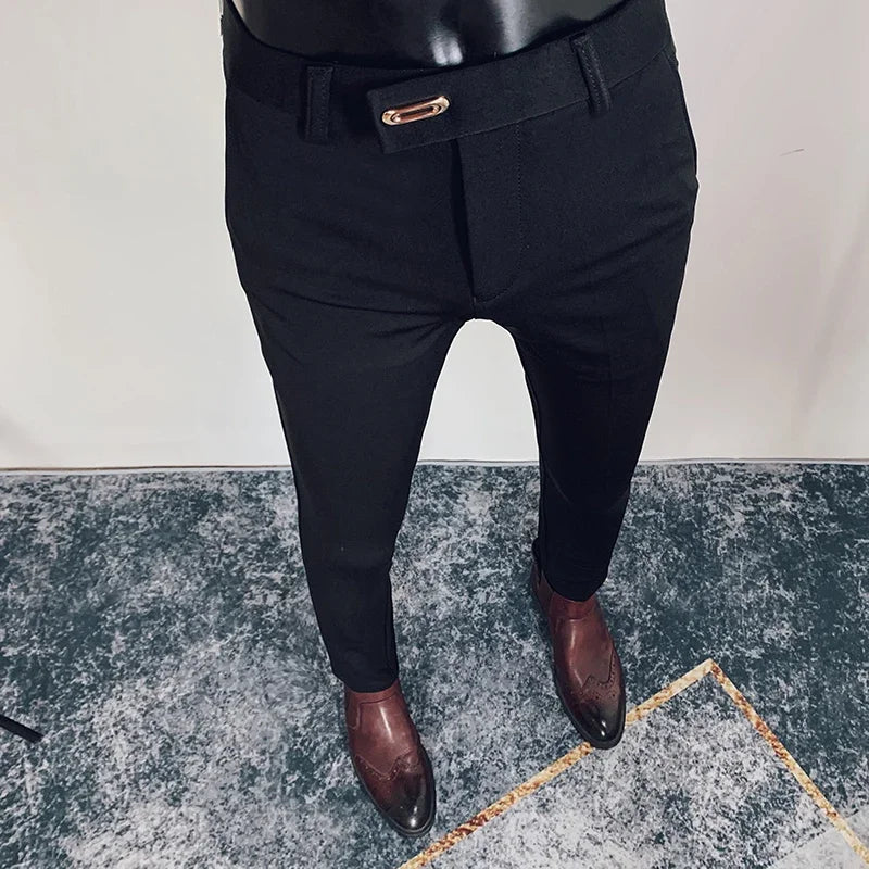 Calças Slim Fit Masculinas - Elegância e Conforto