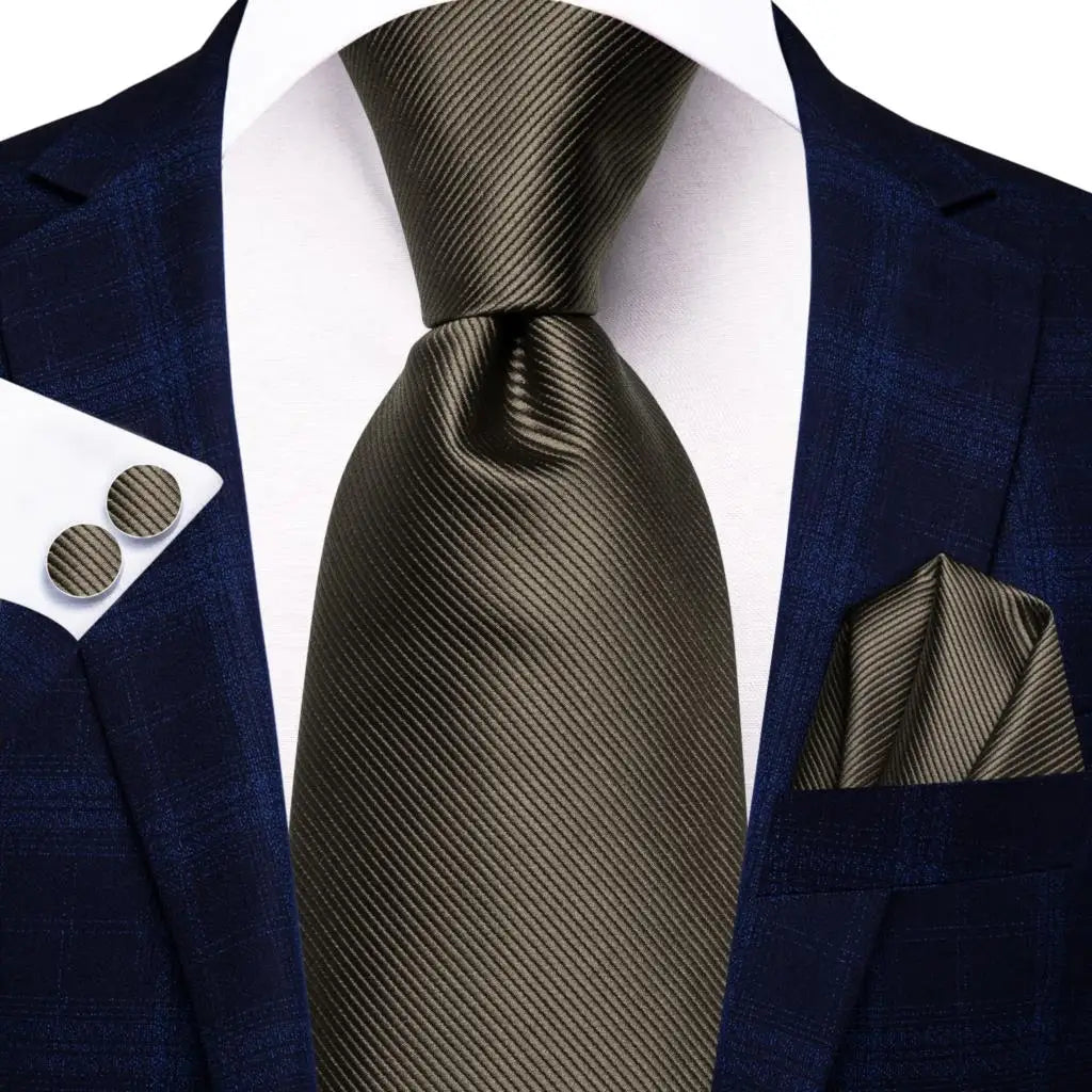 Gravata de presente para homens 2023 nova sálvia verde xadrez marca de moda festa de casamento gravata acessível abotoaduras atacado hi-tie designer