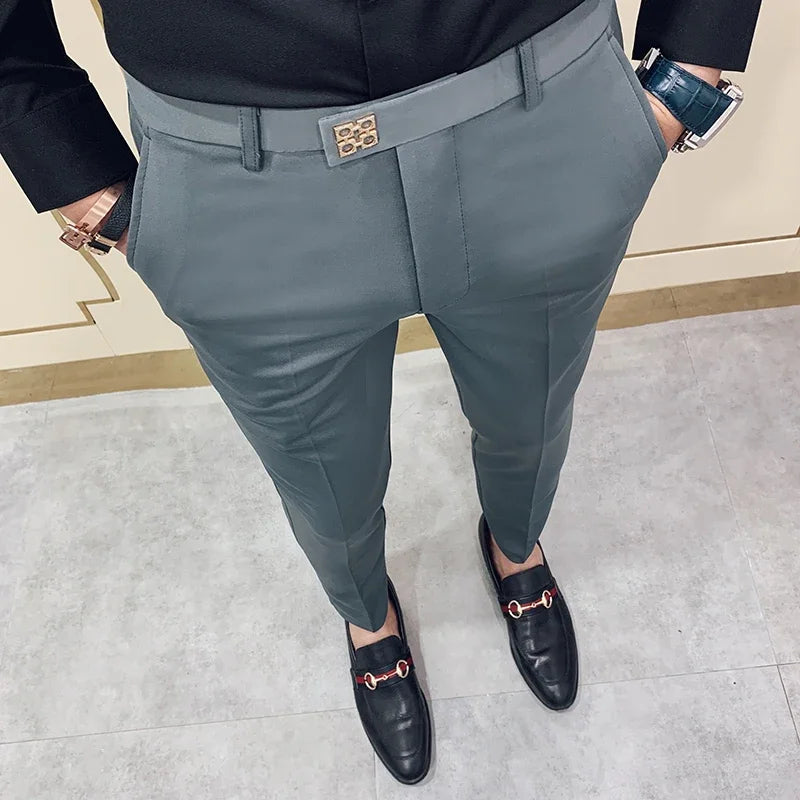 Calças Slim Fit Masculinas - Elegância e Conforto