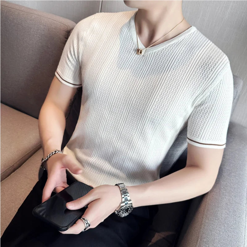 Camiseta masculina fina de seda gelo oca de malha, casual com decote v, manga curta, camiseta respirável, malha de elasticidade, estilo britânico, verão
