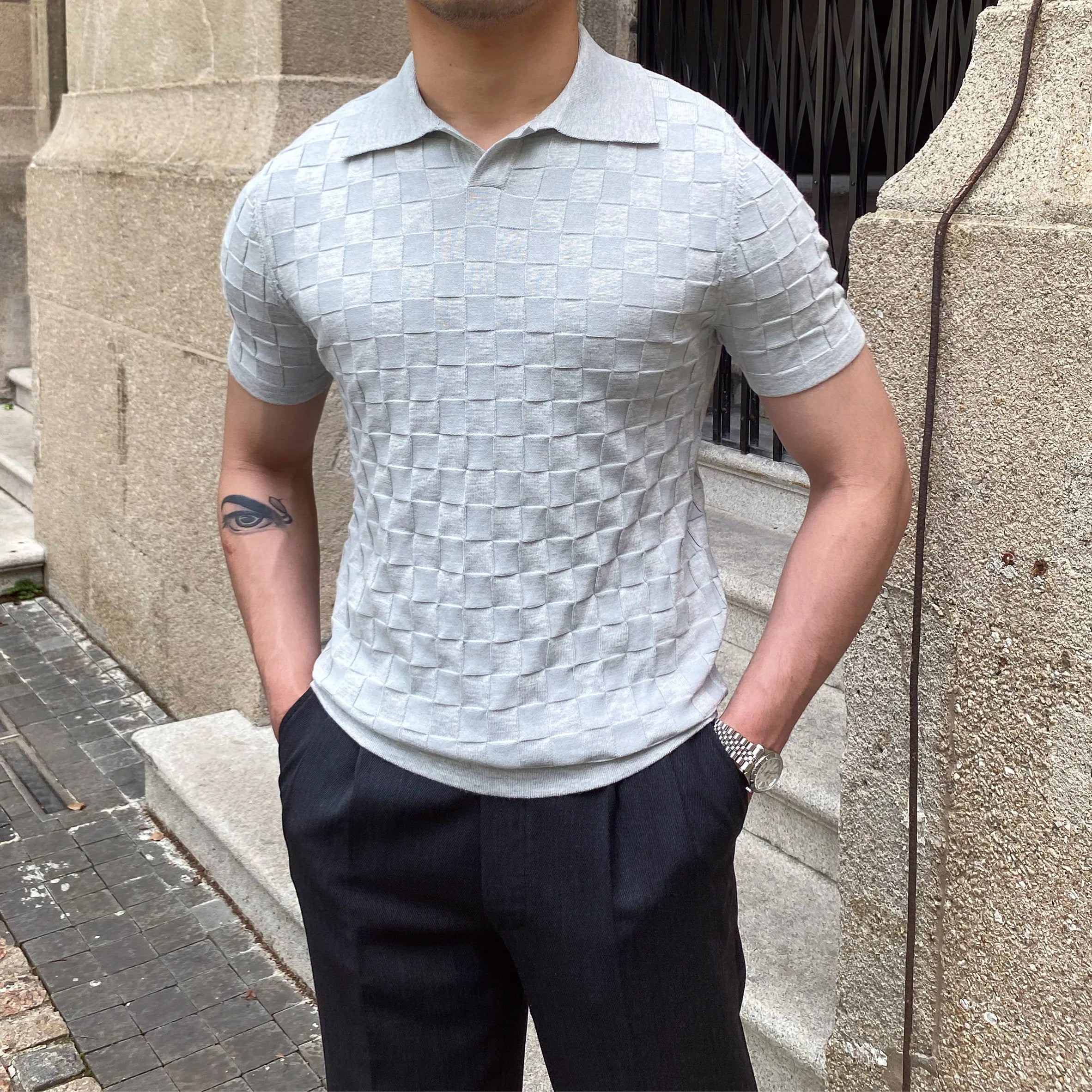 Camisas polo xadrez de malha masculina, camiseta de lapela, manga curta, gola em v, elástica, justa, casual, de negócios, social, verão, 2022